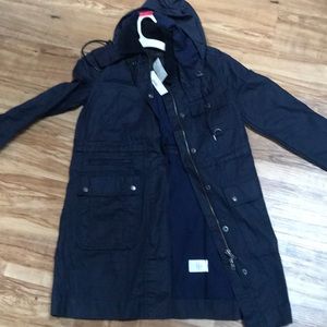 Rain coat in excellent shape never worn